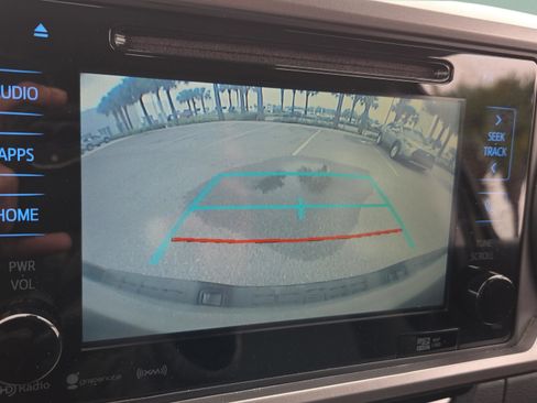 Used 2019 Toyota Tacoma SR5 image 20