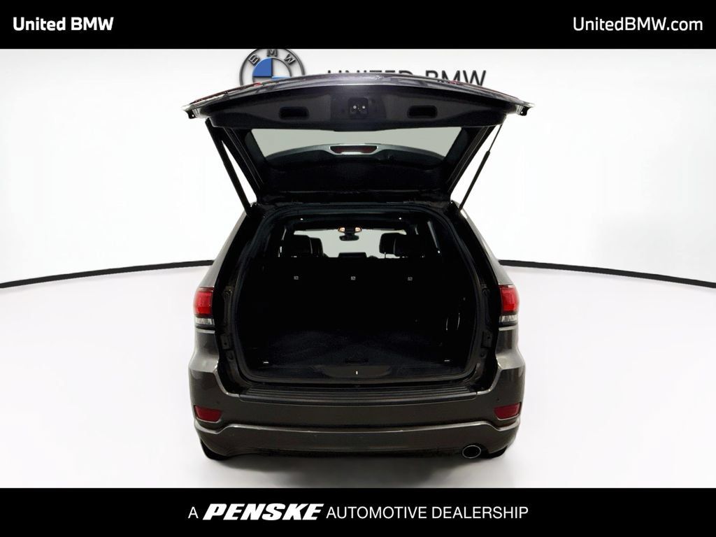 Used 2019 Jeep Grand Cherokee Altitude AWD/4WD image 14