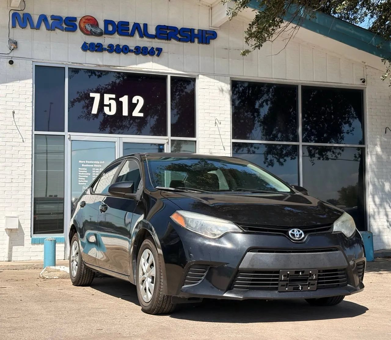 Used 2014 Toyota Corolla L FWD image 1