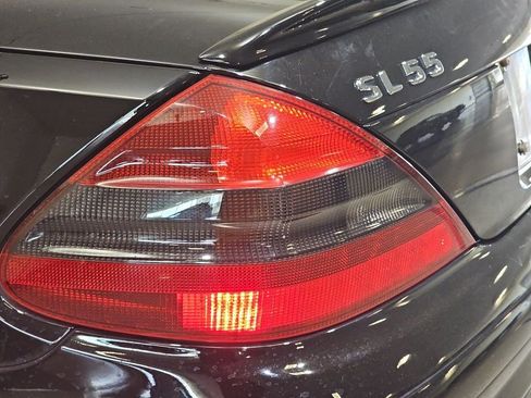 Used 2005 Mercedes-Benz SL 55 AMG image 31