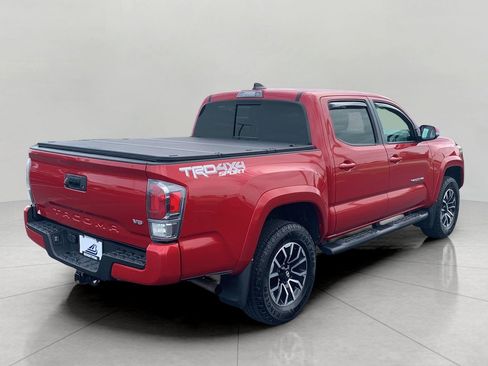 Used 2022 Toyota Tacoma TRD Sport AWD/4WD image 7