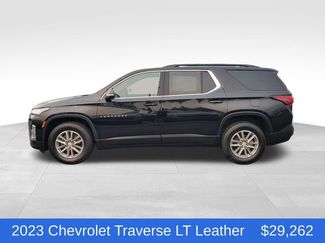 Certified 2023 Chevrolet Traverse LT FWD video 2