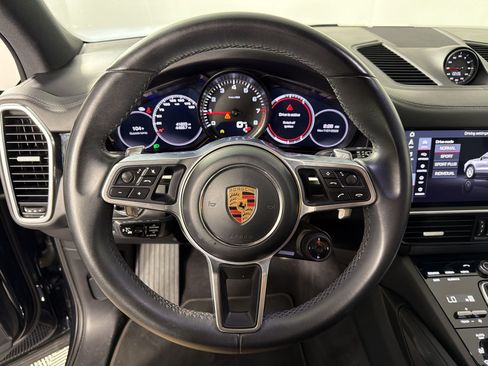 Used 2019 Porsche Cayenne S AWD/4WD image 11