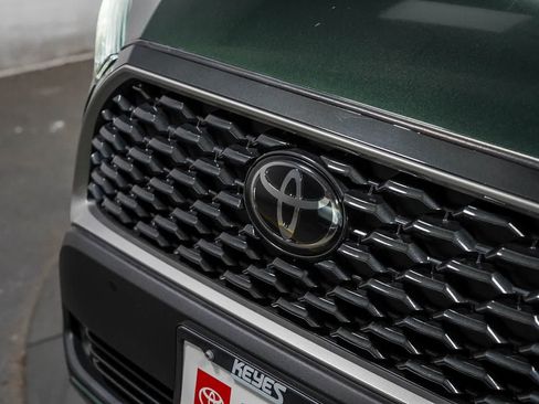 Certified 2022 Toyota Corolla Cross XLE w/ Convenience Package AWD/4WD image 8