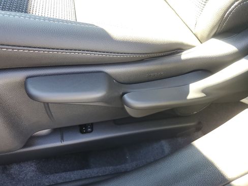 New 2026 Buick Envista Preferred image 18