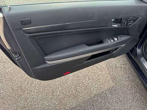Used 2012 Mercedes-Benz E 350 Cabriolet image 10