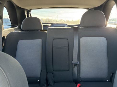 Used 2015 Chevrolet Captiva Sport LS image 35