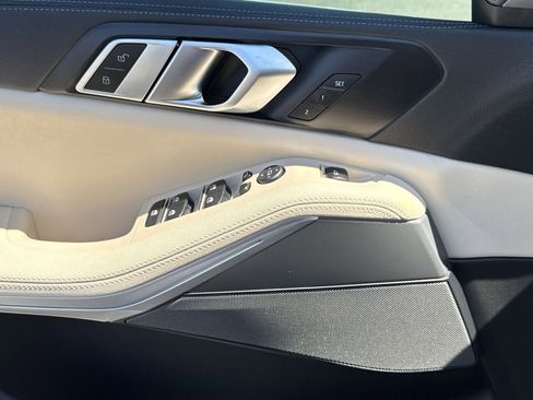 Used 2021 BMW X5 sDrive40i w/ Premium Package image 15