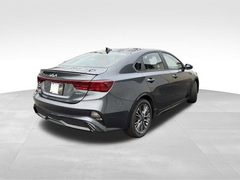 Used 2023 Kia Forte GT-Line w/ GT-Line Technology Package image 3