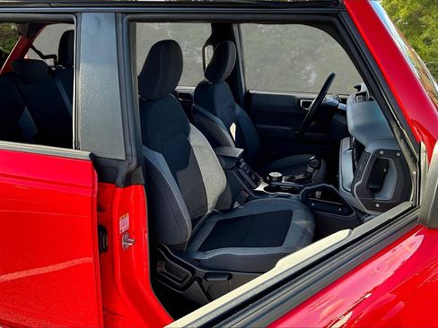 Used 2023 Ford Bronco Big Bend image 32