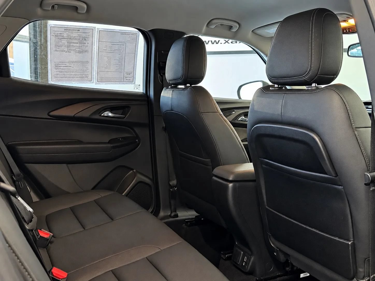 Used 2021 Chevrolet TrailBlazer LT w/ Premium Seating Package AWD/4WD image 49