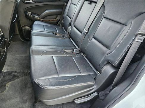 Used 2019 Chevrolet Tahoe LS RWD image 16