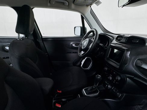 Used 2019 Jeep Renegade Sport w/ UConnect 7.0 Group AWD/4WD image 28