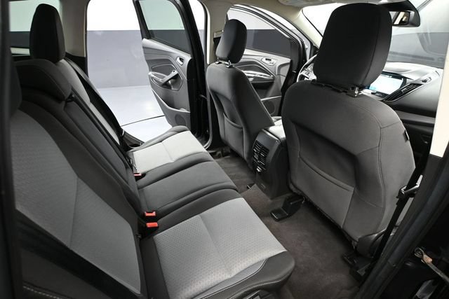 Used 2019 Ford Escape SE FWD image 33