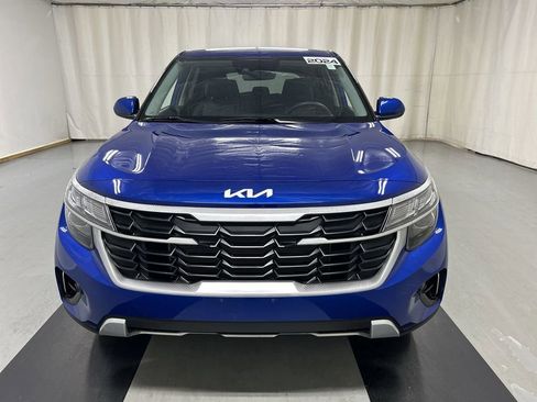 Certified 2024 Kia Seltos LX image 3