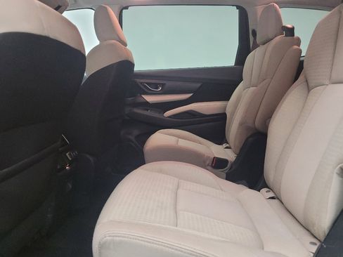 Used 2019 Subaru Ascent Premium w/ Popular Package #2 image 18