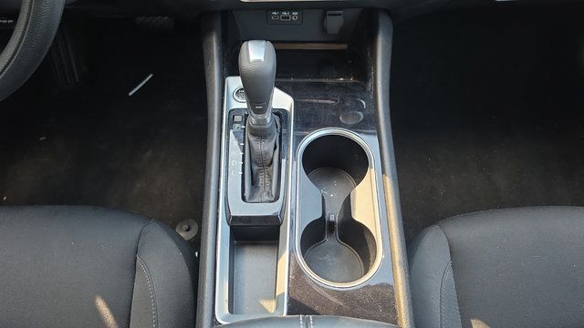 Used 2024 Nissan Altima 2.5 SV FWD image 8