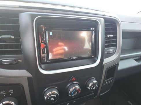 Used 2013 RAM 1500 Express AWD/4WD image 9