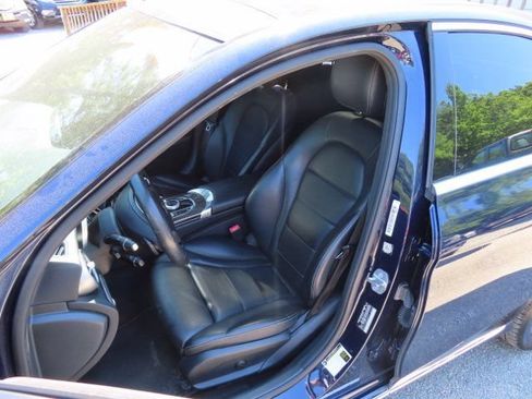 Used 2018 Mercedes-Benz C 300 4MATIC Sedan image 18
