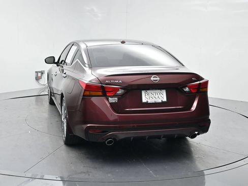 Used 2024 Nissan Altima 2.5 SL FWD image 19