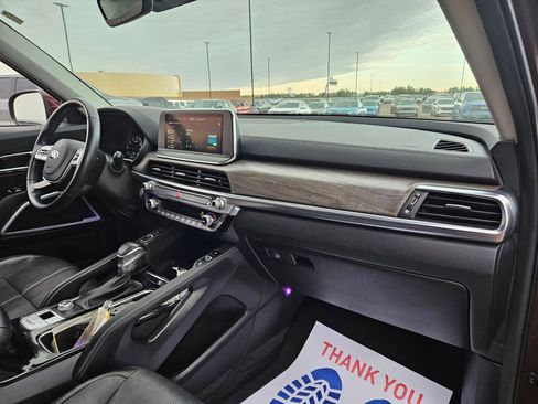 Used 2021 Kia Telluride EX w/ EX Premium Package image 21