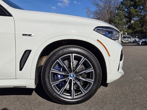 Used 2022 BMW X5 xDrive45e w/ M Sport Package image 8