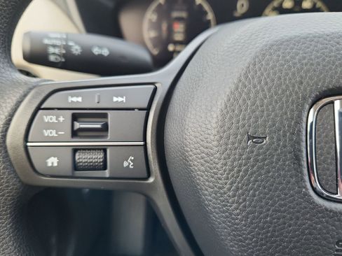 New 2026 Honda HR-V LX image 14