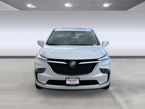 Used 2023 Buick Enclave Avenir w/ Avenir Technology Package AWD/4WD image 6