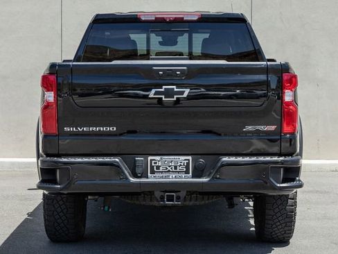 Used 2024 Chevrolet Silverado 1500 ZR2 w/ Technology Package AWD/4WD image 4