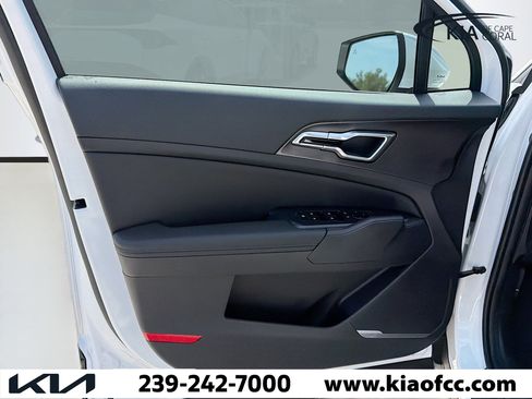 New 2026 Kia Sportage EX FWD image 21