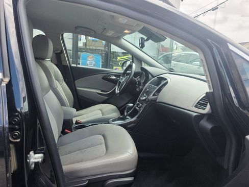 Used 2015 Buick Verano FWD image 11