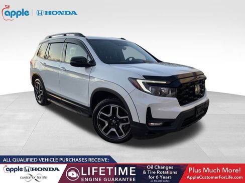 Used 2023 Honda Passport Elite image 3
