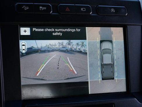 Used 2018 Ford F150 Platinum w/ Equipment Group 701A Luxury image 32