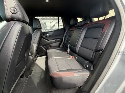 Used 2025 Chevrolet Equinox RS AWD/4WD image 12