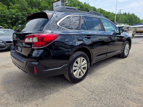 Used 2019 Subaru Outback 2.5i Premium AWD/4WD image 8