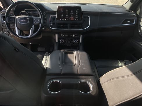 Used 2021 GMC Yukon SLT w/ SLT Luxury Package AWD/4WD image 23
