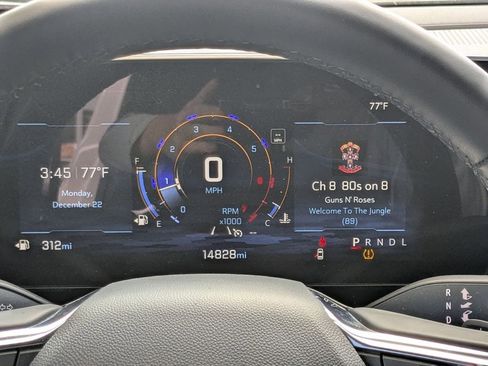 Used 2025 Chevrolet Equinox LT image 18