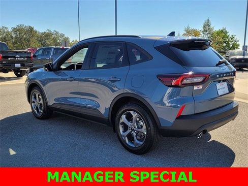 New 2025 Ford Escape ST-Line w/ Equipment Group 301A image 38