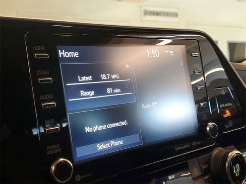 Used 2021 Toyota Highlander XLE image 27