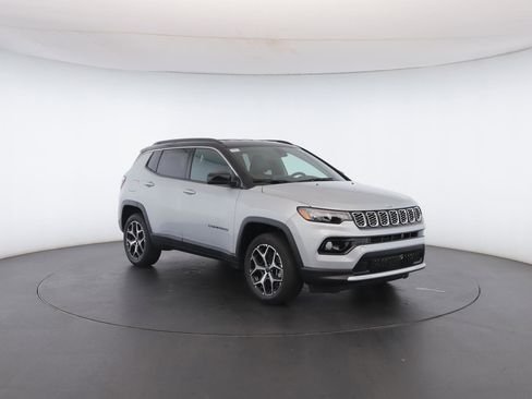 New 2026 Jeep Compass Limited image 31