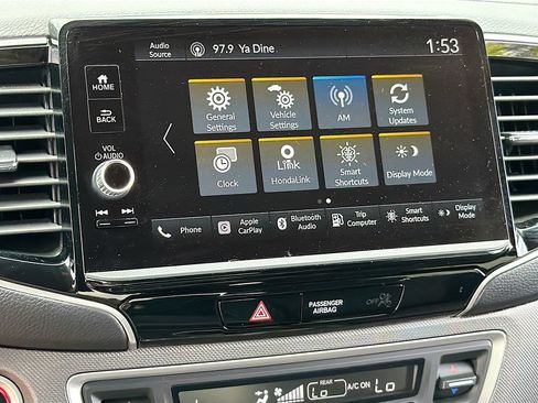 Used 2024 Honda Ridgeline Sport image 11
