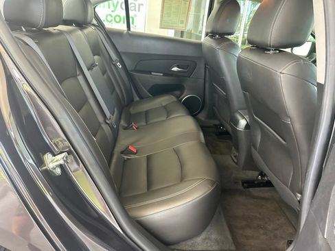Used 2016 Chevrolet Cruze LT w/ Sun, Sound and Sport Package FWD image 28