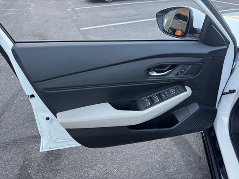 Used 2025 Honda Accord EX-L image 13