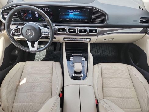 Used 2020 Mercedes-Benz GLS 450 4MATIC image 25