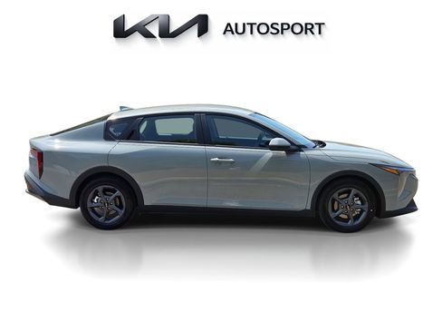 New 2026 Kia K4 FWD image 6
