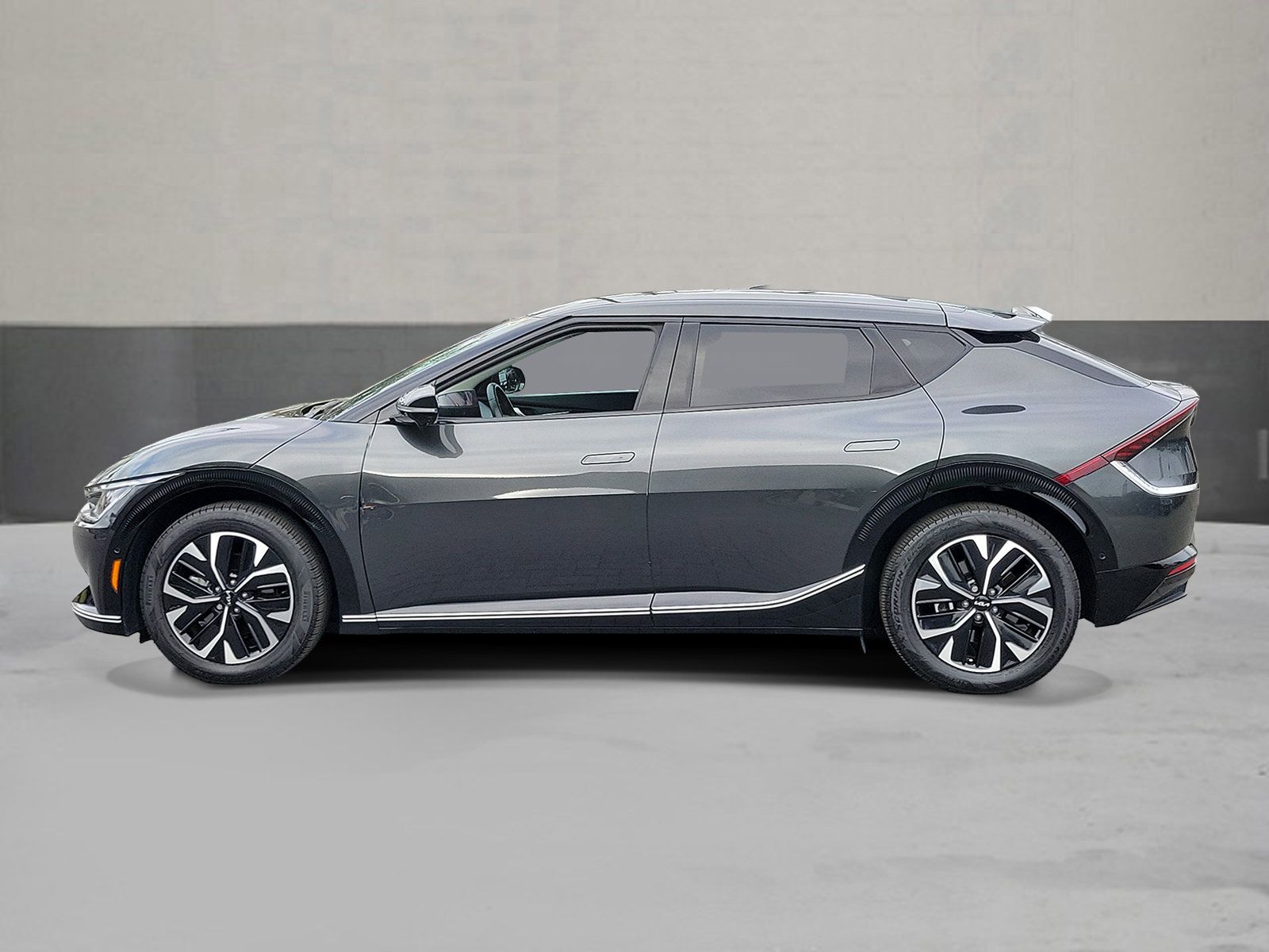 Used 2024 Kia EV6 Wind w/ Wind Technology Package RWD image 3