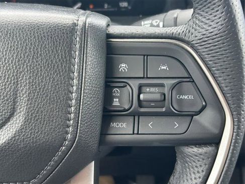 Certified 2024 Toyota Tacoma TRD Off-Road image 40