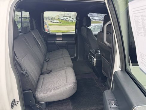 Used 2016 Ford F150 XLT w/ Equipment Group 302A Luxury AWD/4WD image 13