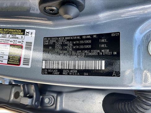 Used 2021 Toyota Highlander Platinum AWD/4WD image 16