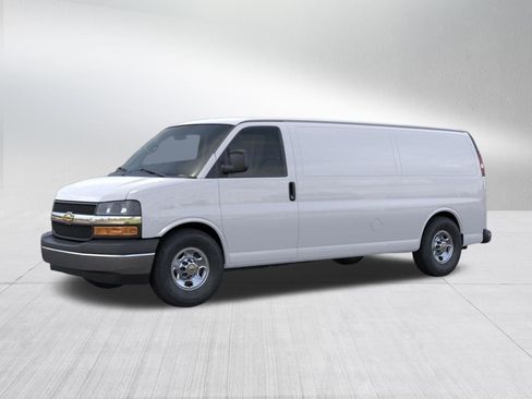 New 2026 Chevrolet Express 3500 Work Van w/ Driver Convenience Package image 2